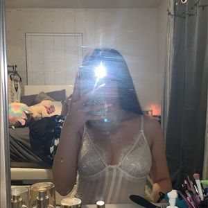 Meet your Posher, Alexandra